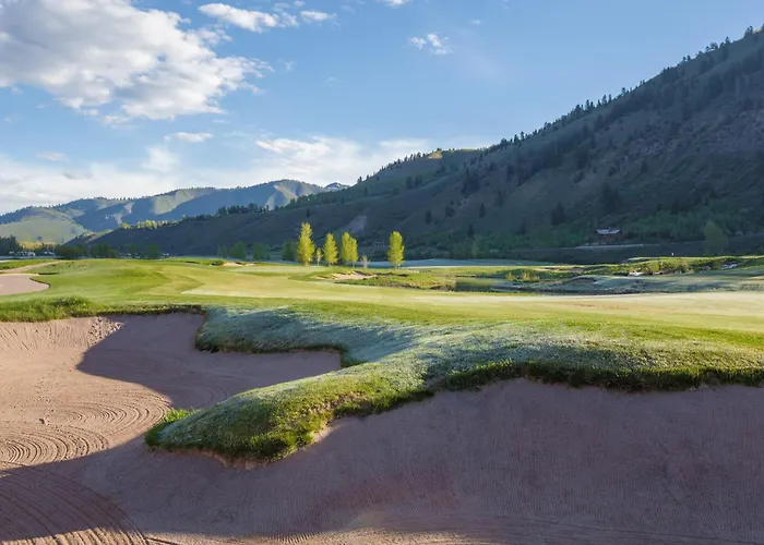 Resort The At Snake River Sporting Club