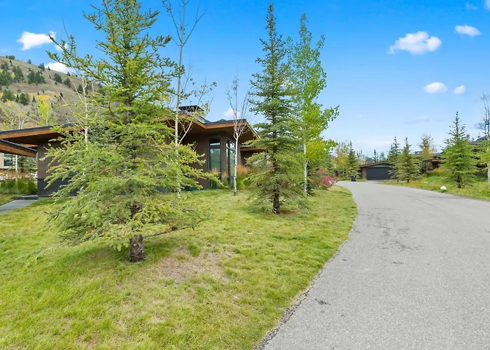 The At Snake River Sporting Club Resort