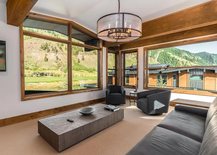 The At Snake River Sporting Club * Jackson